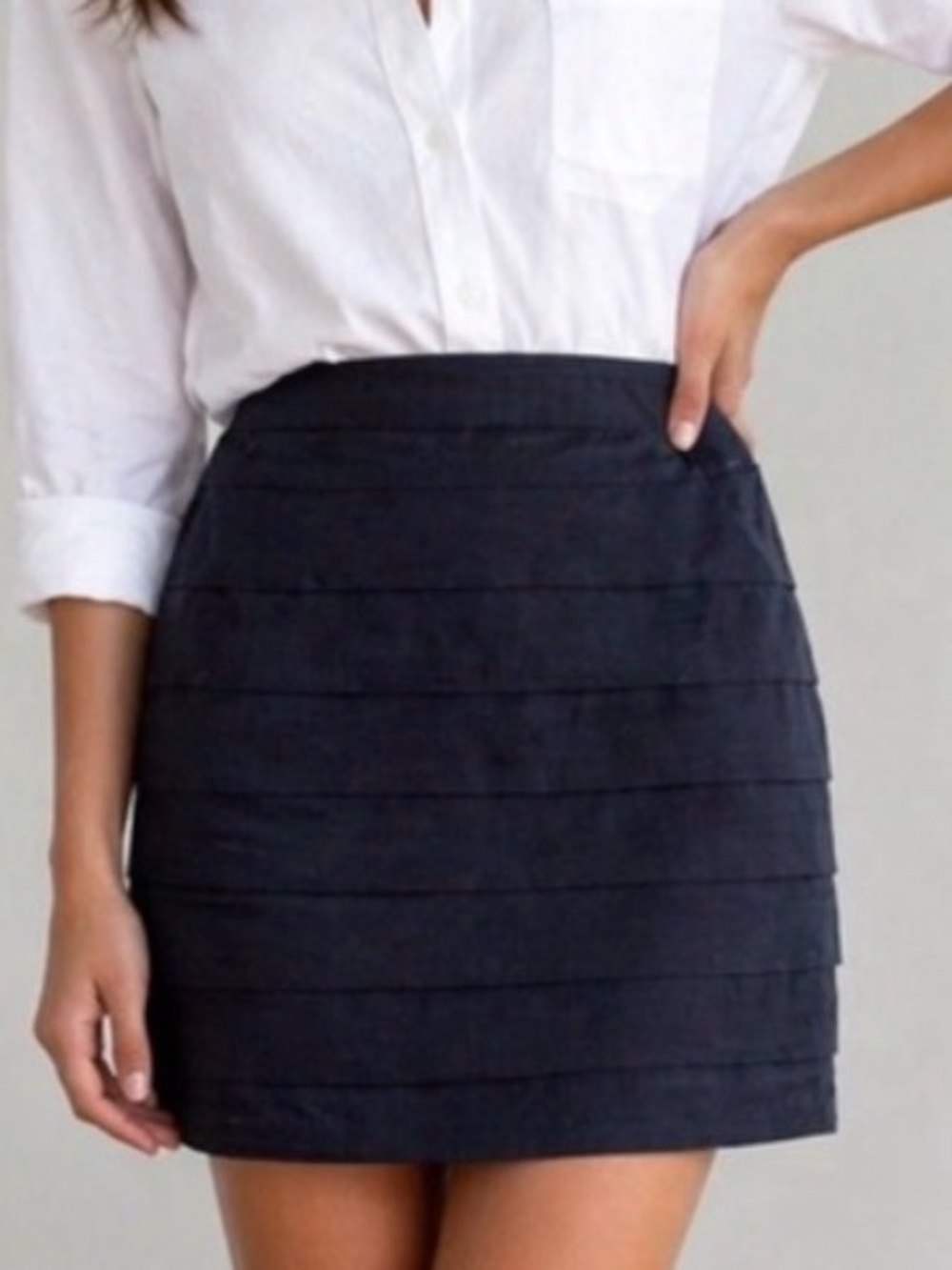 H&M Navy Tiered Mini Skirt NWT Size 8 Textured Layered A-Line